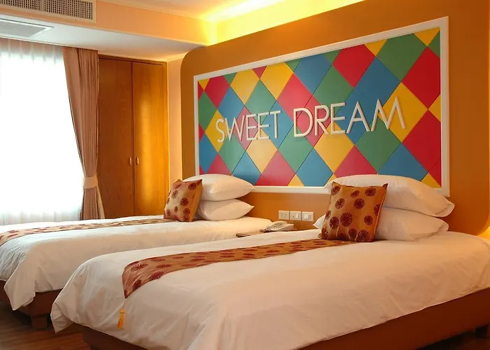 Hip Hotel 4*